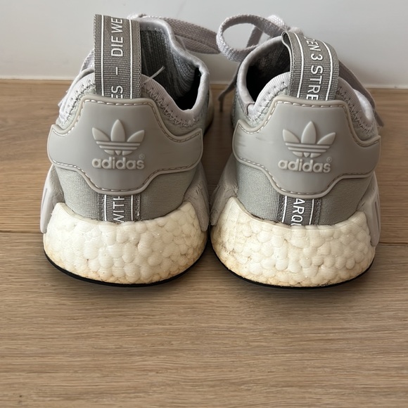 Adidas NMD R1 Low-Top Sneakers in Gray - Picture 3 of 6